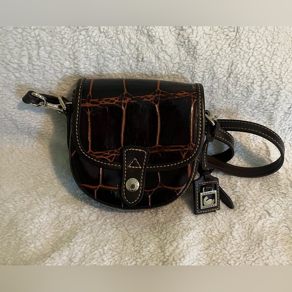 Dooney & Bourke crocodile crossbody - Picture 5 of 7